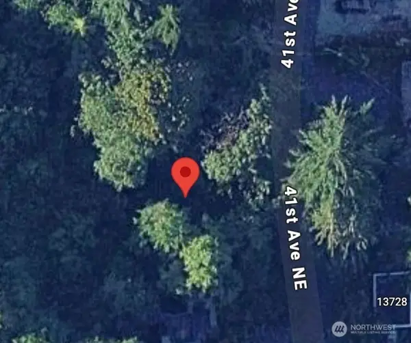 13737 41st Avenue Ne, Seattle, WA 98125