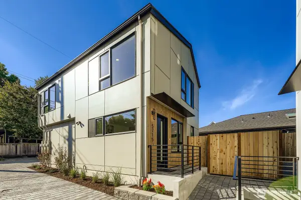 5715 35th Avenue Ne, Seattle, WA 98105