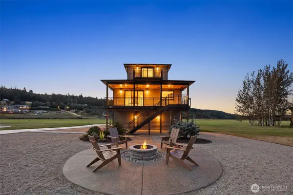 169 Driftwood Shores Road, Camano Island, WA 98282