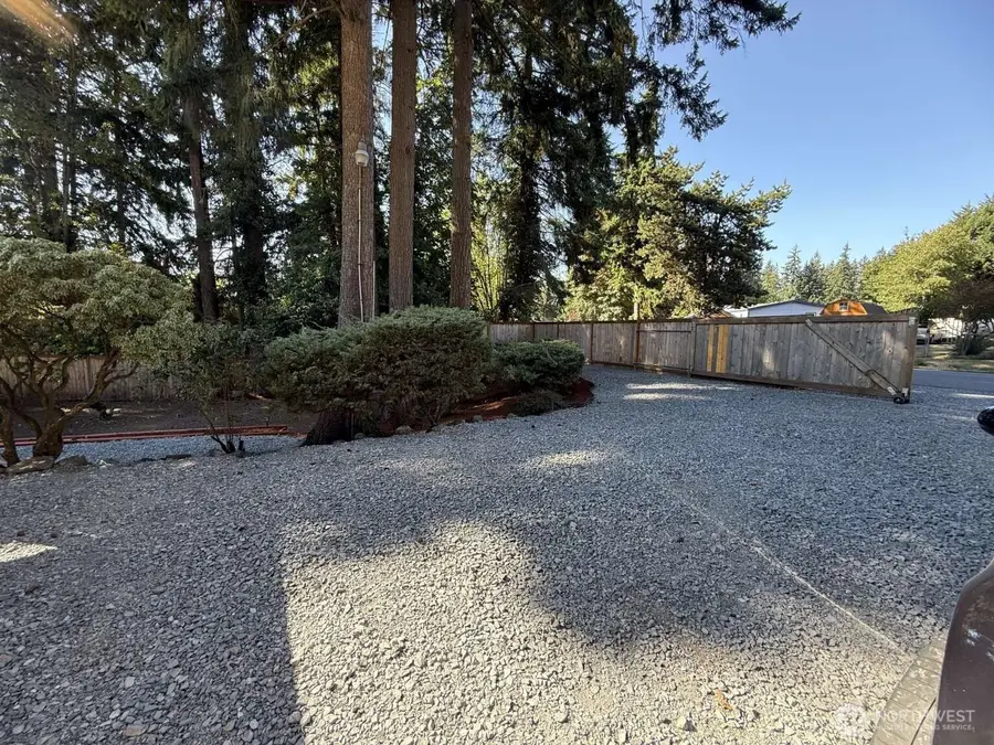 5804 258th St Court E, Graham, WA 98338 - Image #2