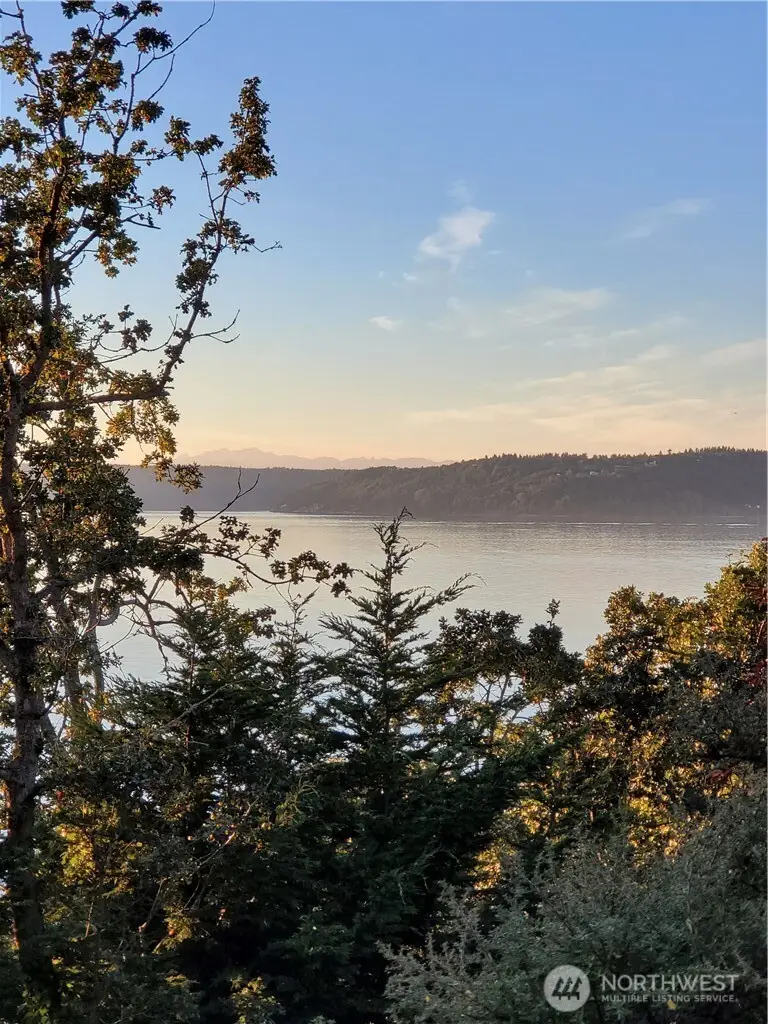 1410 Poe Avenue Ne, Tacoma, WA 98422 - Image #2