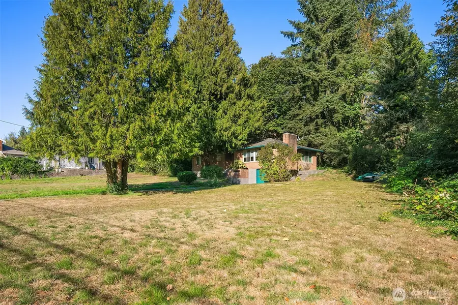 19044 35th Avenue Ne, Lake Forest Park, WA 98155 - Image #3