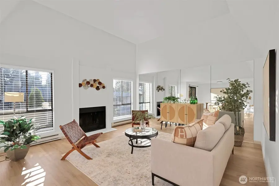 10218 NE 16th Street #Q-7, Bellevue, WA 98004 - Image #2