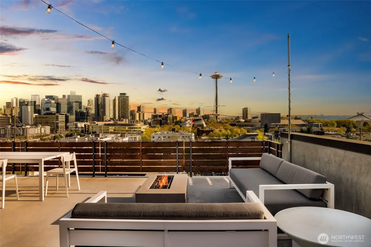 417 Ward Street, Seattle, WA 98109 - Image #1