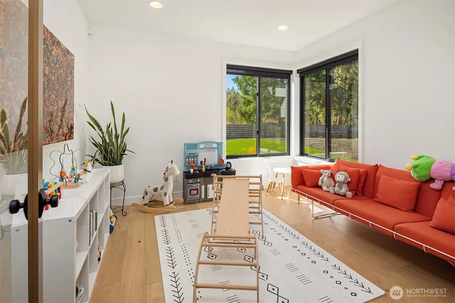 20300 166th Avenue Ne, Woodinville, WA 98072 - Image #3