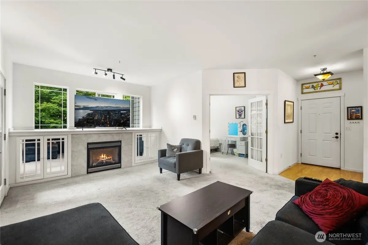 107 164th Street Se #2-301, Bothell, WA 98012 - Image #1