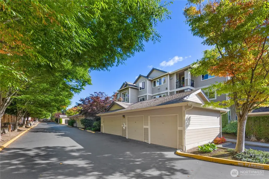 107 164th Street Se #2-301, Bothell, WA 98012 - Image #2