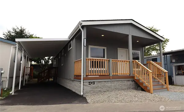 3213 S 182nd Place #215, SeaTac, WA 98188