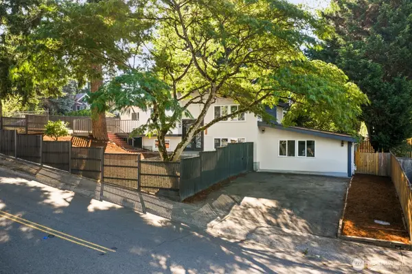 8801 NE 140th Place, Kirkland, WA 98034