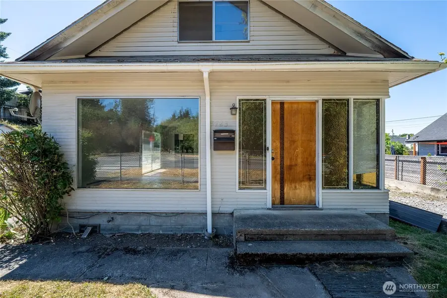 8723 7th Avenue S, Seattle, WA 98108 - Image #2