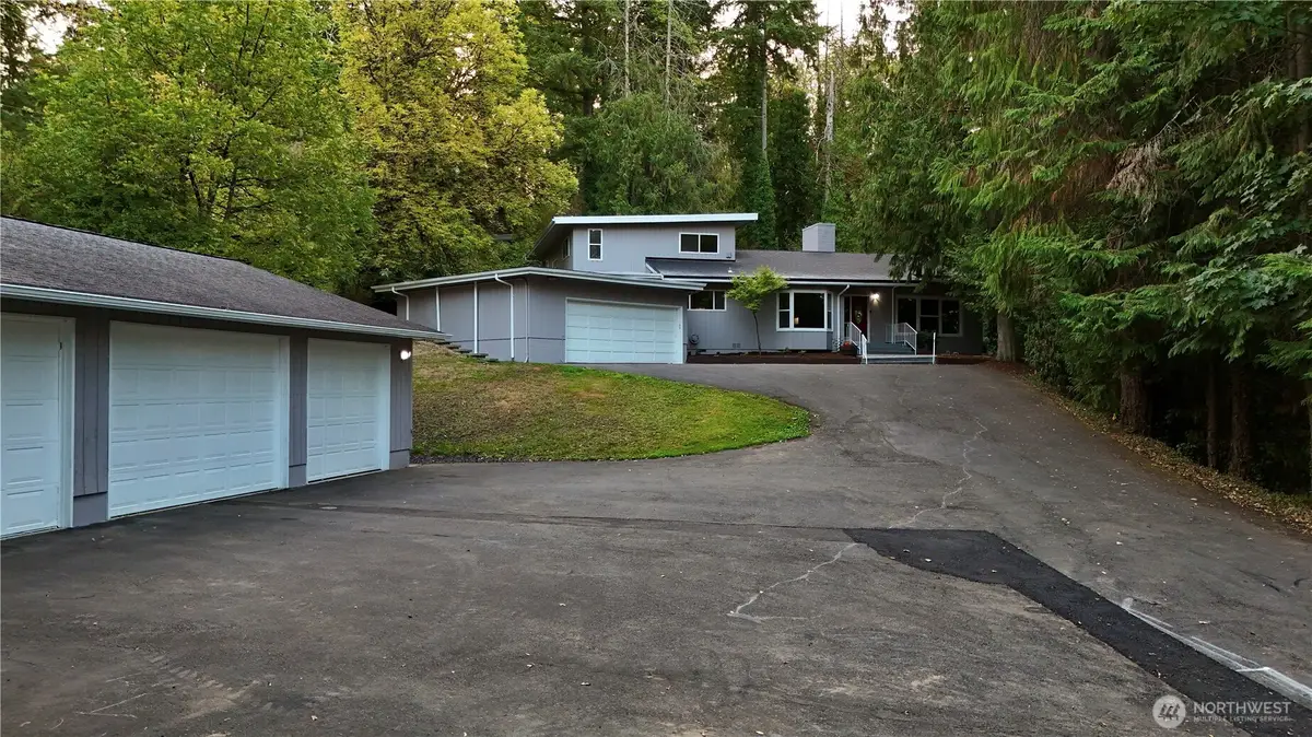 2918 Glenwood Drive, Longview, WA 98632 - Image #1