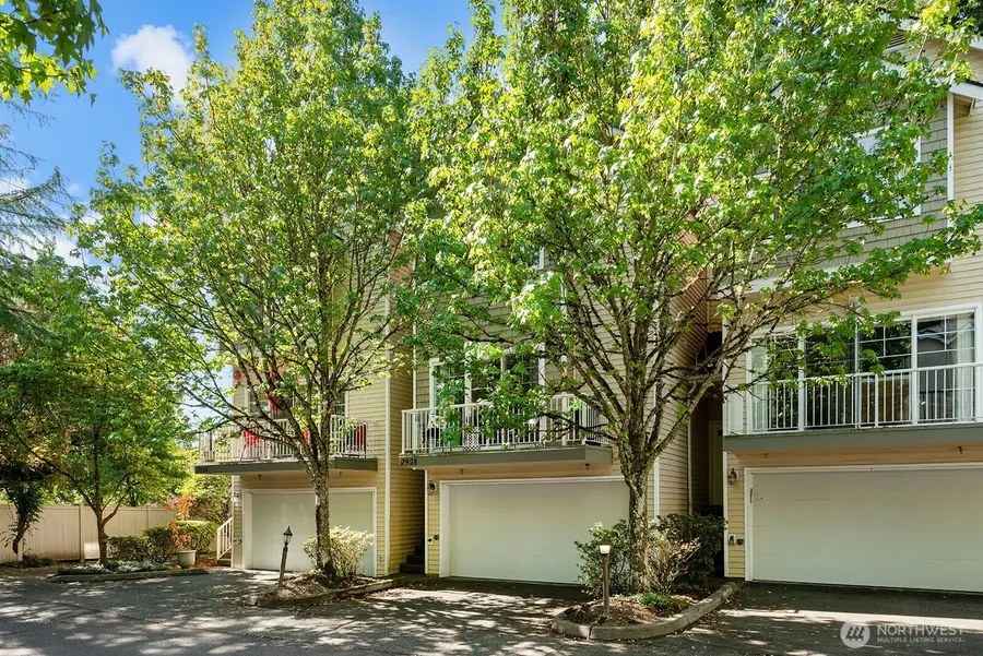 17928 NE 90th Street, Redmond, WA 98052 - Image #2