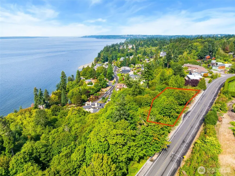 274 Marine View Drive S, Des Moines, WA 98198 - Image #2