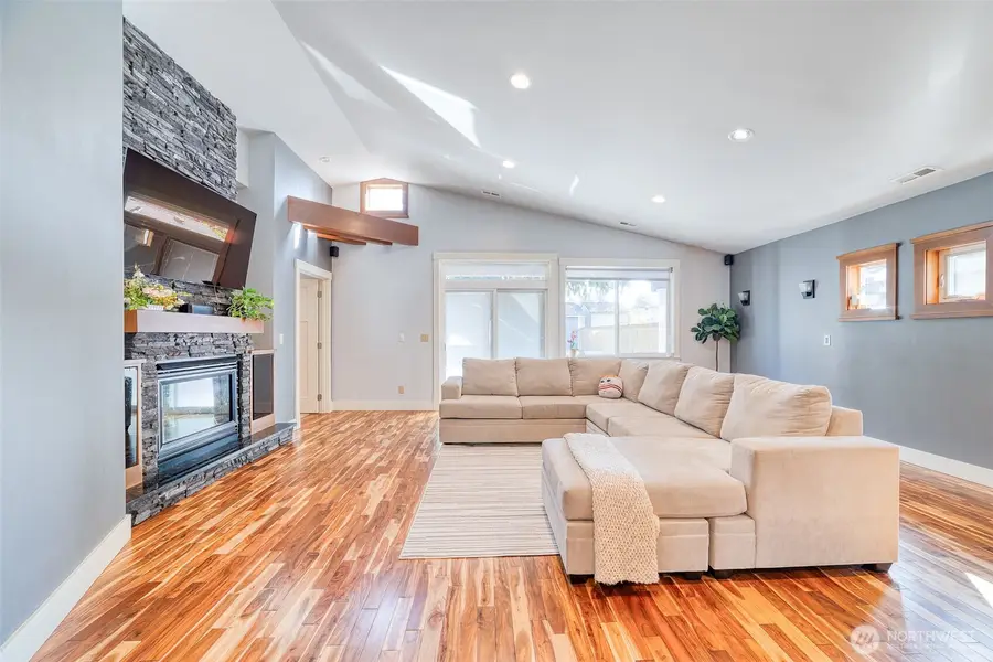 112 K Street Se, Auburn, WA 98002 - Image #2