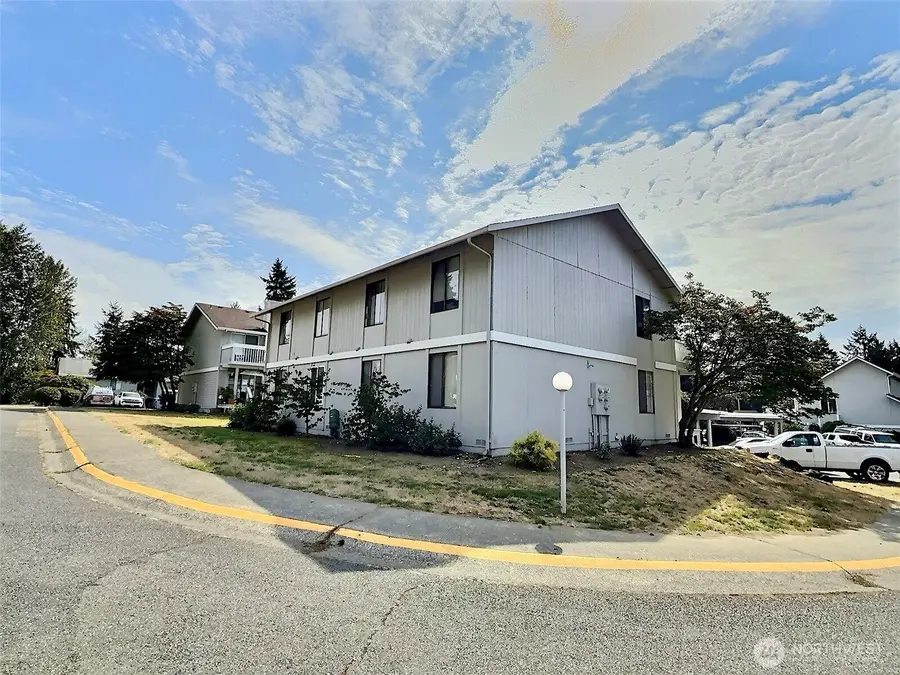 115 S 339th Circle, Federal Way, WA 98003 - Image #3