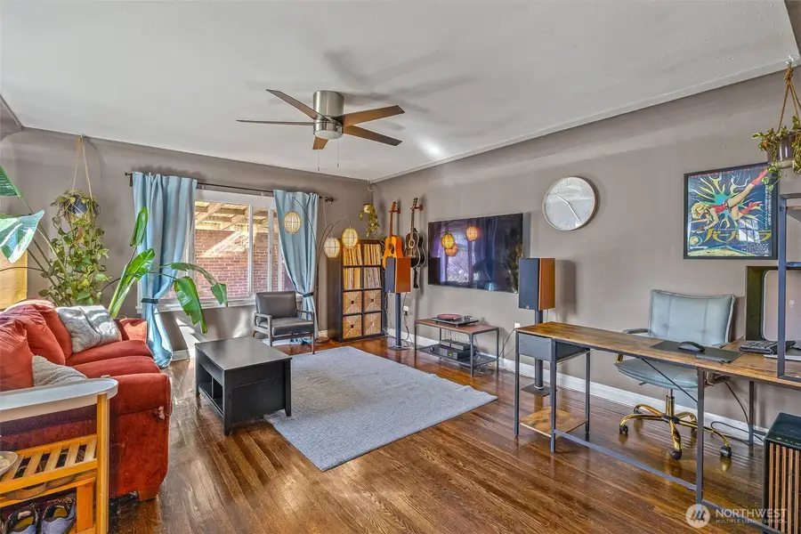 517 S Division Lane, Tacoma, WA 98418 - Image #3