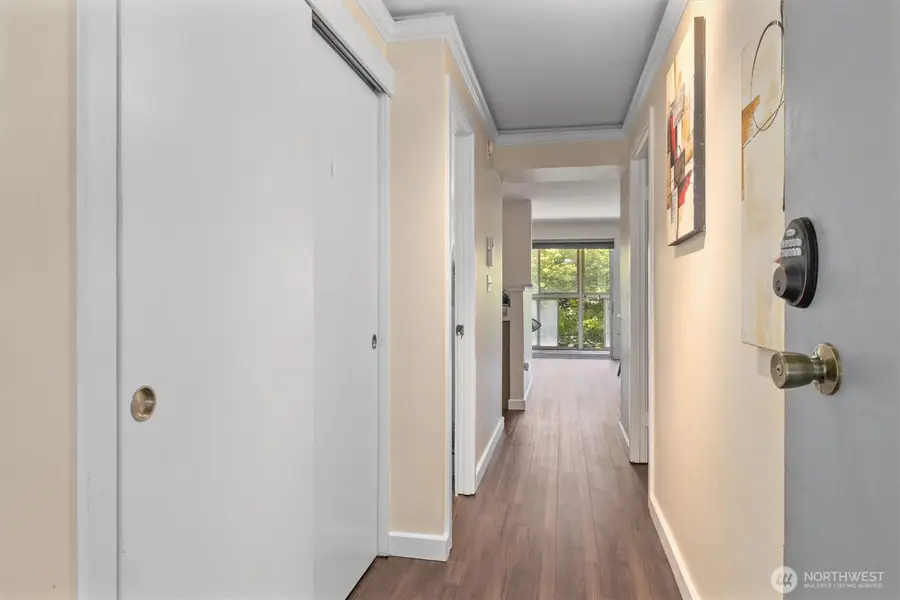 1740 Melrose Avenue #203, Seattle, WA 98122 - Image #2