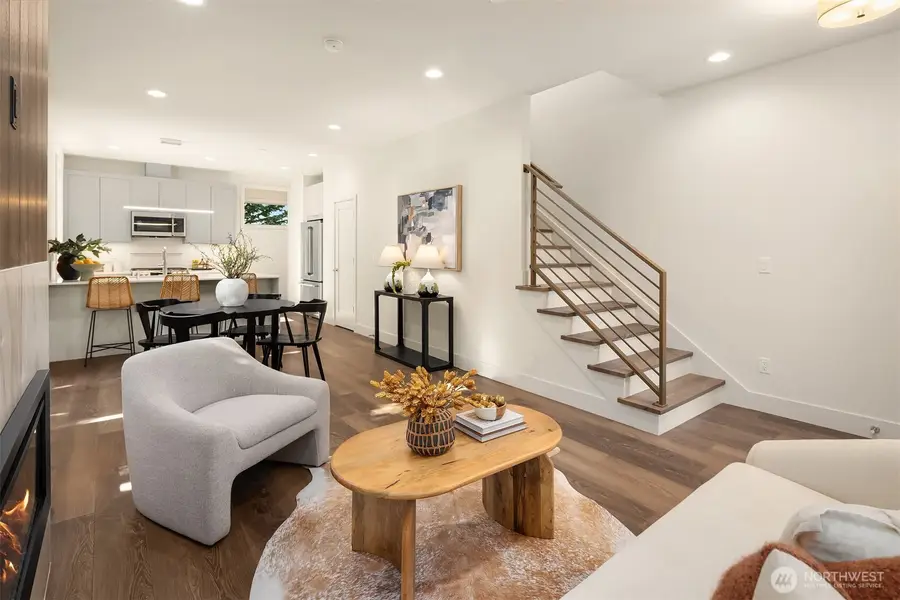 641 18th Avenue W, Kirkland, WA 98033 - Image #3