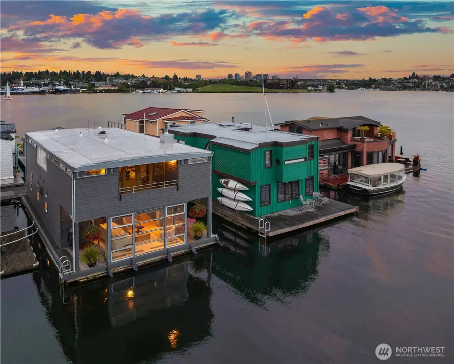 2466 Westlake Avenue N #5, Seattle, WA 98109 - Image #3