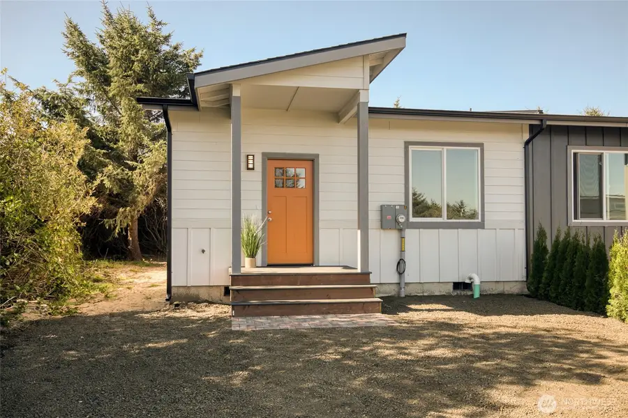 413 Trustee Street Sw, Ocean Shores, WA 98569 - Image #2