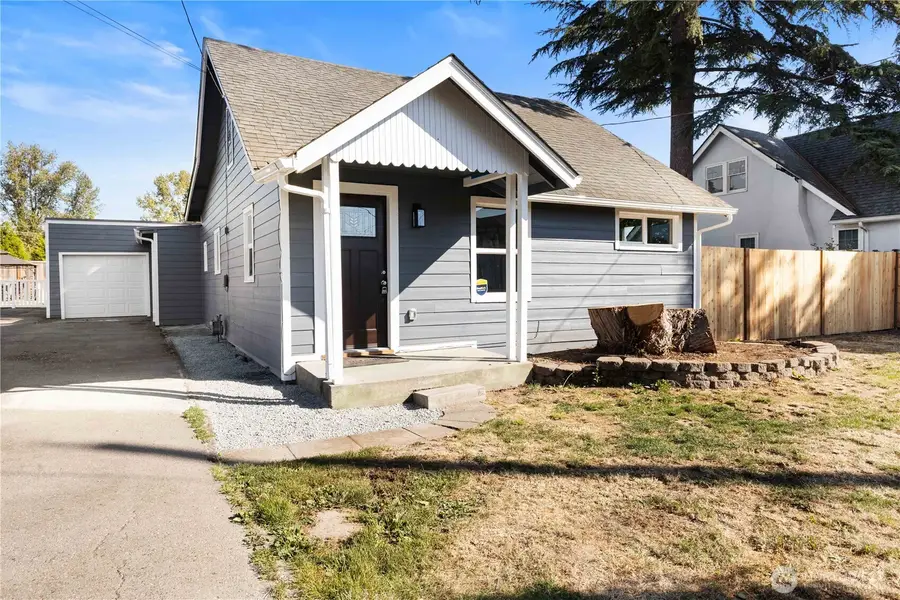 639 Elizabeth St, Sumner, WA 98390 - Image #2