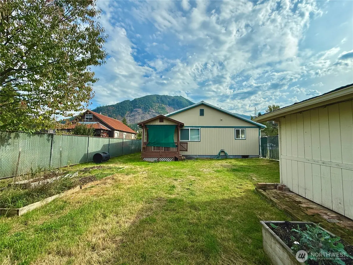 625 S Emens, Darrington, WA 98241 - Image #1