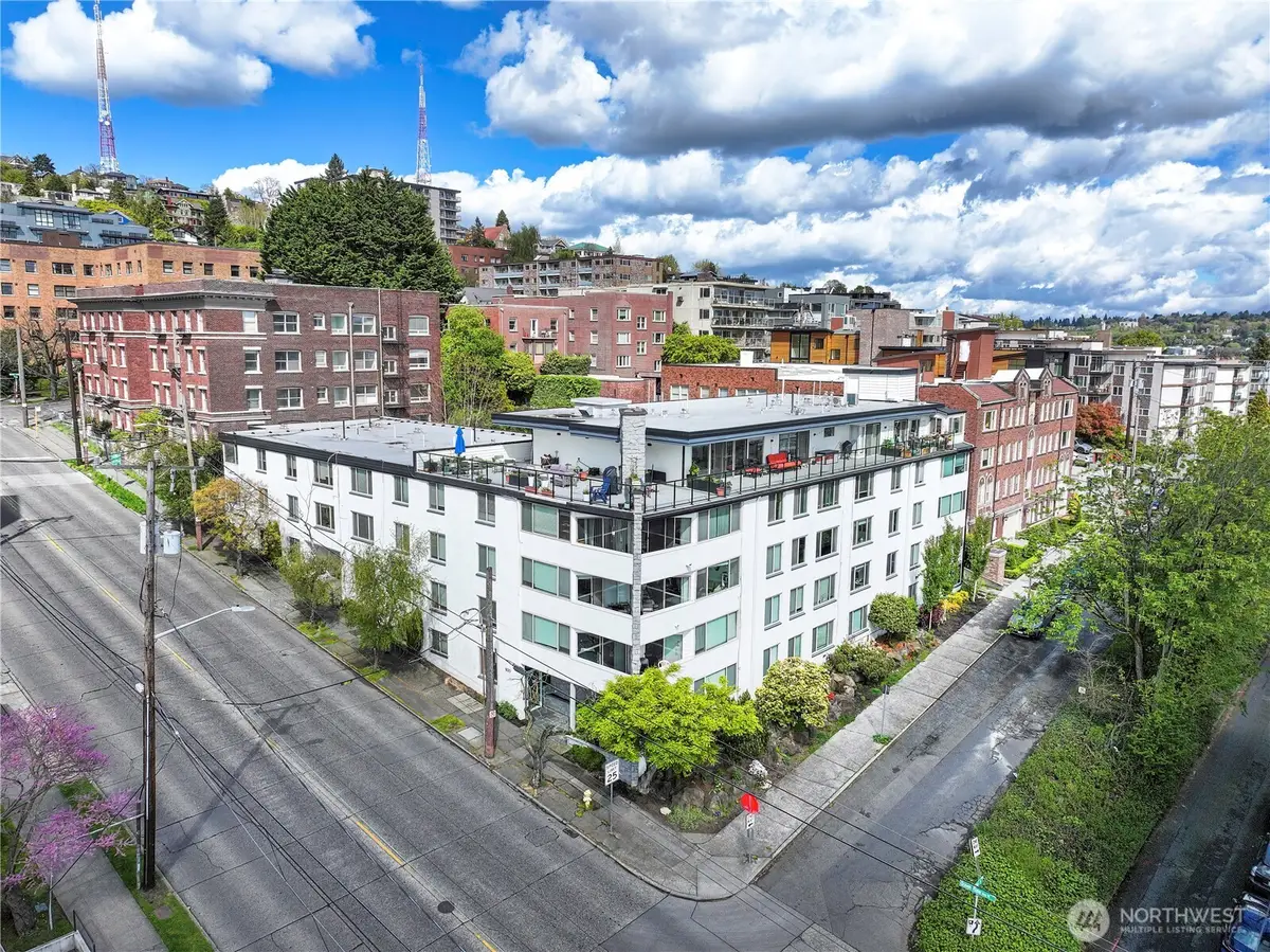 800 Queen Anne Avenue N, Seattle, WA 98109 - Image #1