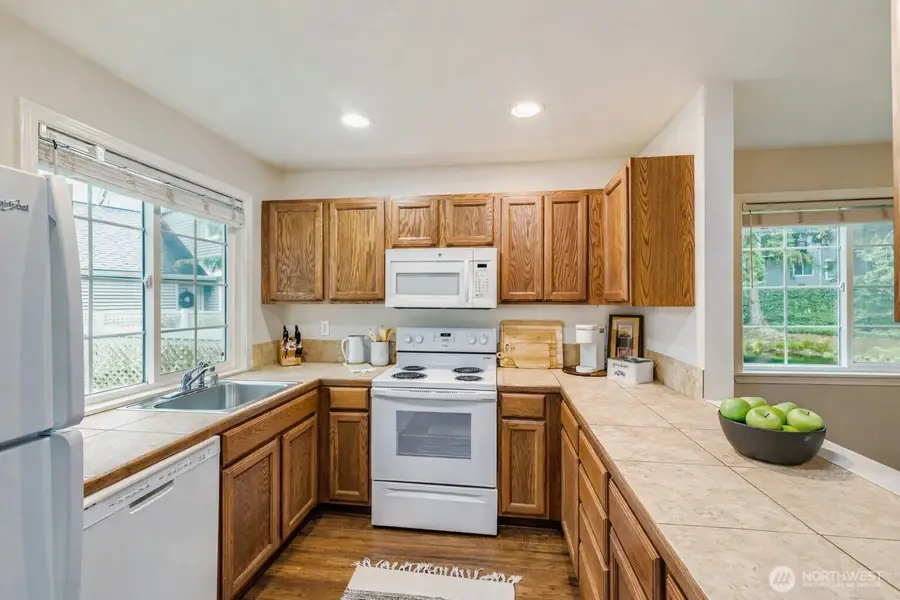 11626 Admiralty Way, Everett, WA 98204 - Image #3