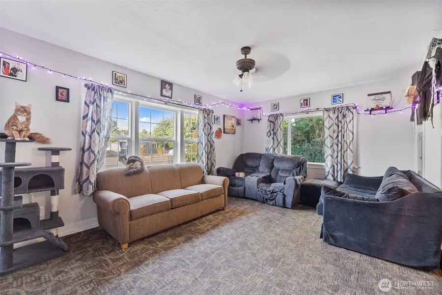 115 W 2nd Street, Waitsburg, WA 99361 - Image #3