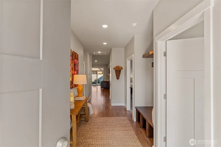 905 N M Loop Drive Sw, Quincy, WA 98848 - Image #2