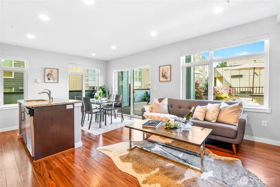 5615 24th Avenue Nw, Seattle, WA 98107 - Image #2