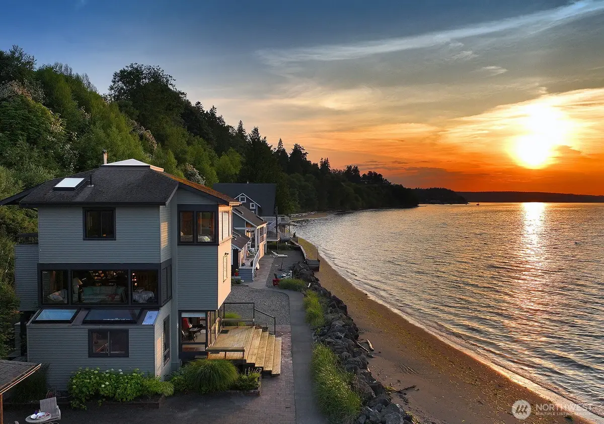 4284 Whale Walk, Langley, WA 98260 - Image #1