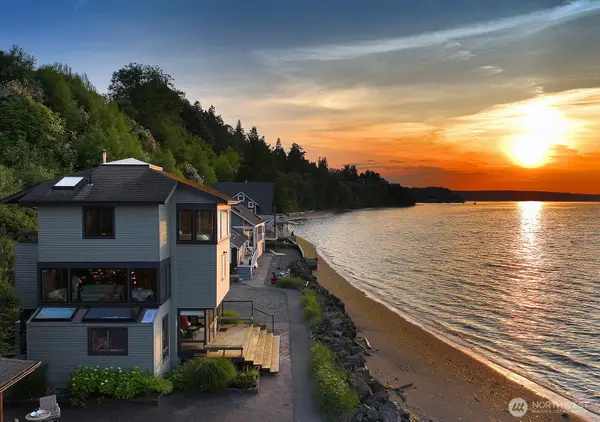 4284 Whale Walk, Langley, WA 98260