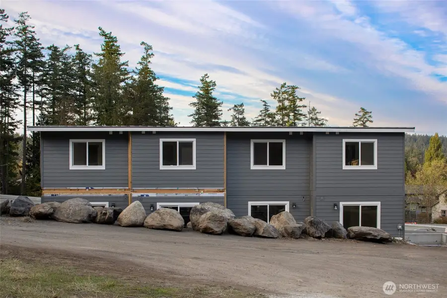 1032 Guard Street, Friday Harbor, WA 98250 - Image #2