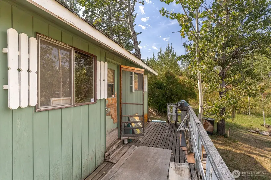 653 Ellemeham Mtn. Road, Oroville, WA 98844 - Image #3