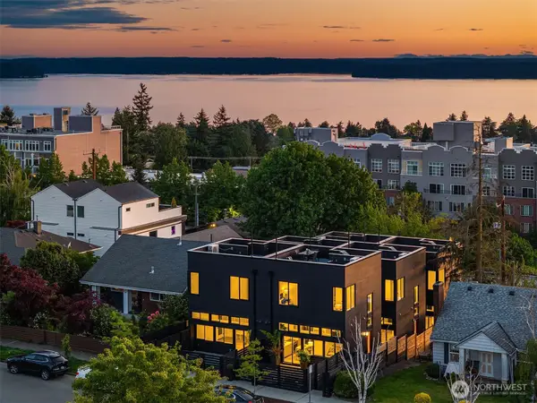 4823 42nd Avenue Sw #B, Seattle, WA 98116