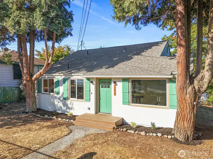 12077 75th Avenue S, Seattle, WA 98178 - Image #2