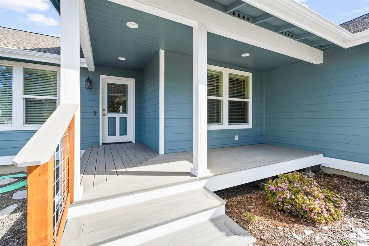 2439 W 12th Street, Port Angeles, WA 98363 - Image #1