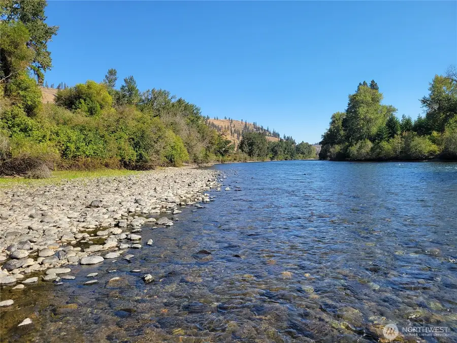 50 Highway 10, Cle Elum, WA 98922 - Image #2