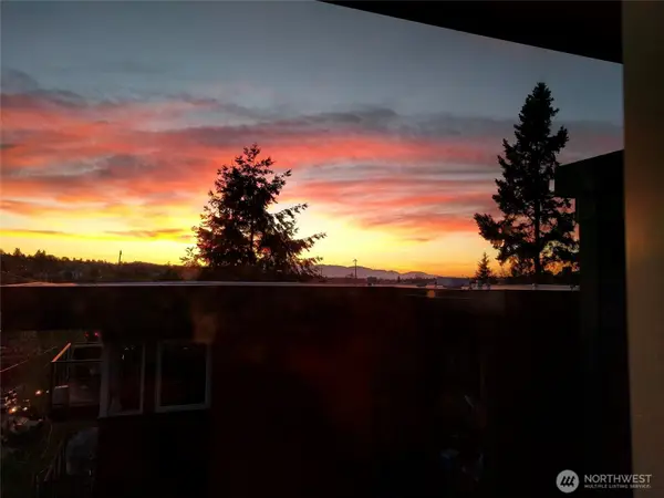 120 NW 39th Street #407, Seattle, WA 98107