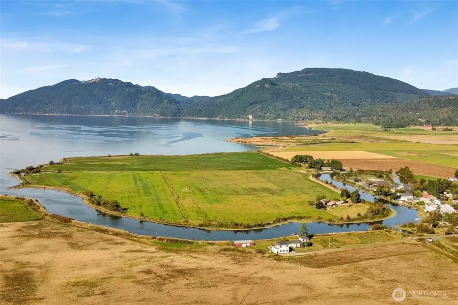 5544 Smith Road, Bow, WA 98232 - Image #2