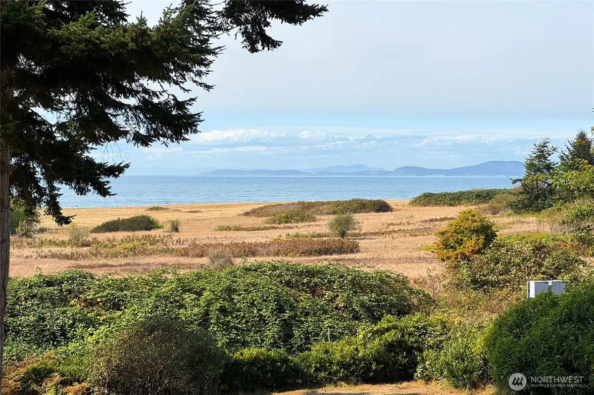 4251 Hollydale Lane, Oak Harbor, WA 98277 - Image #1