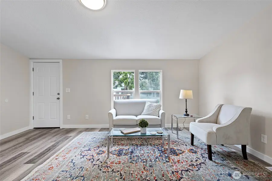 1320 N Oak Harbor Street #1, Oak Harbor, WA 98277 - Image #3