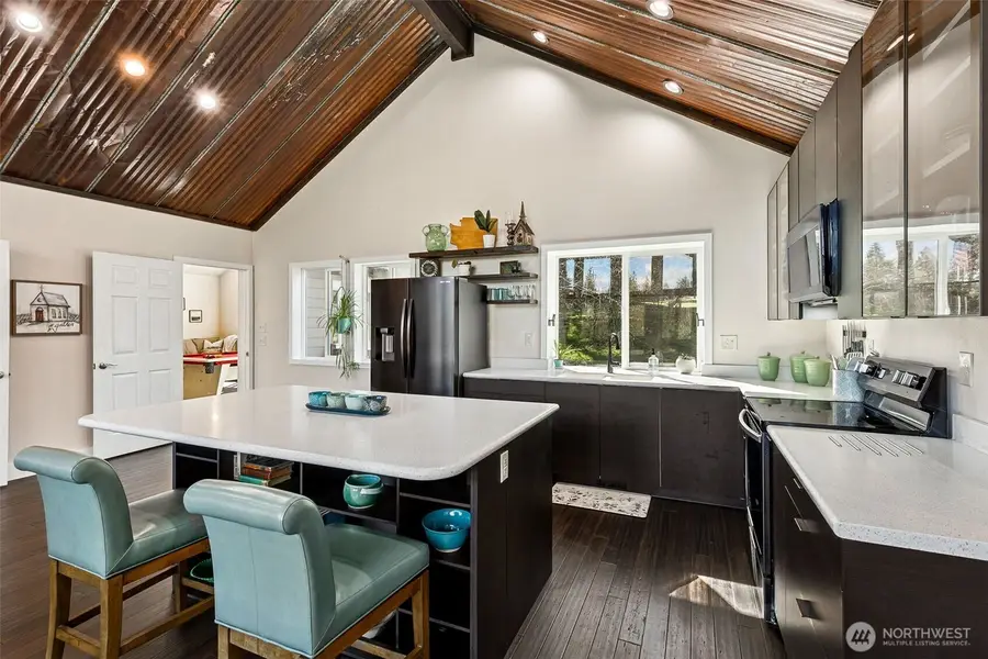 6103 Lackey Road Nw, Vaughn, WA 98394 - Image #3