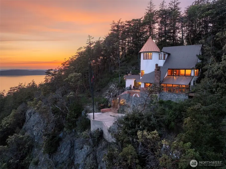 4385 Wildwood Lane, Anacortes, WA 98221 - Image #2