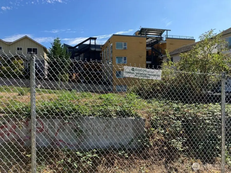 4048 Pasadena Place Ne, Seattle, WA 98105 - Image #3