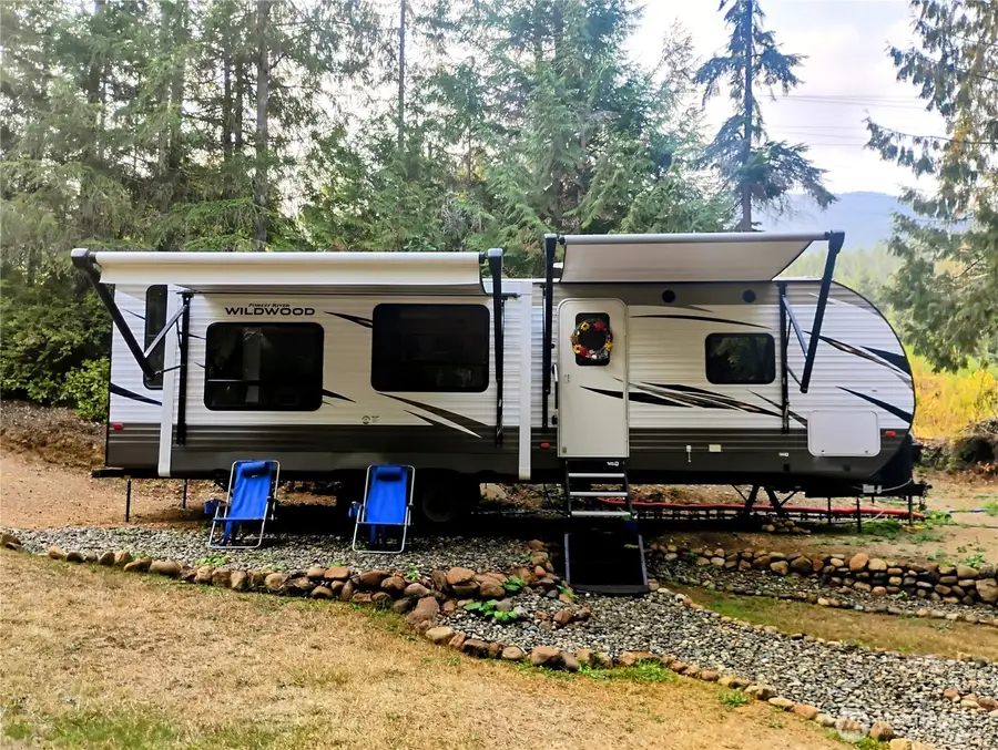 680 N Triton Heights Road, Lilliwaup, WA 98555 - Image #3