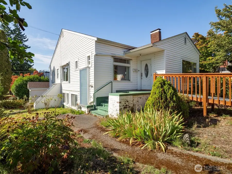 7003 40th Avenue Ne, Seattle, WA 98115 - Image #2