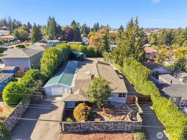 16035 42nd Avenue S, SeaTac, WA 98188