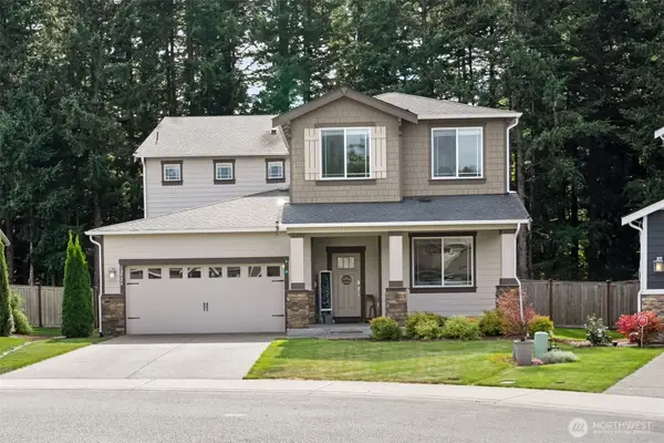 12926 Emerald Ridge Blvd E, Puyallup, WA 98374